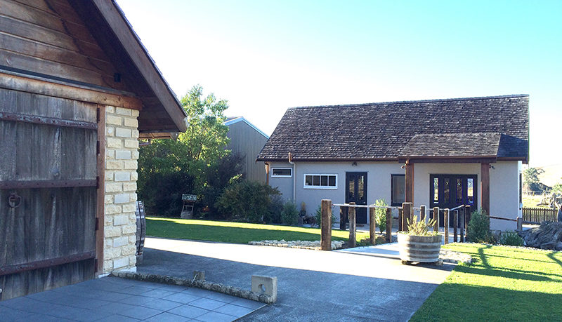 de la terre dining venue