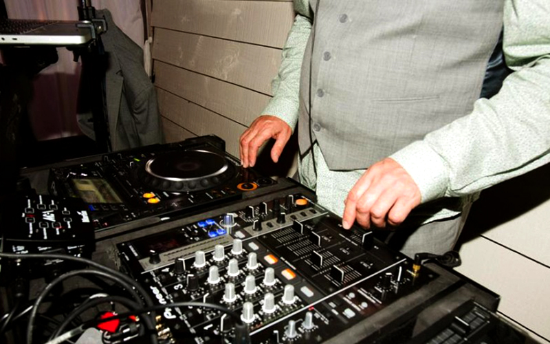 DJ Max Wellington Hawkes Bay